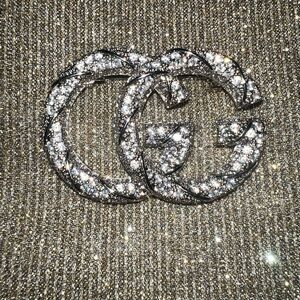 Elegant Silver Crystal Broach